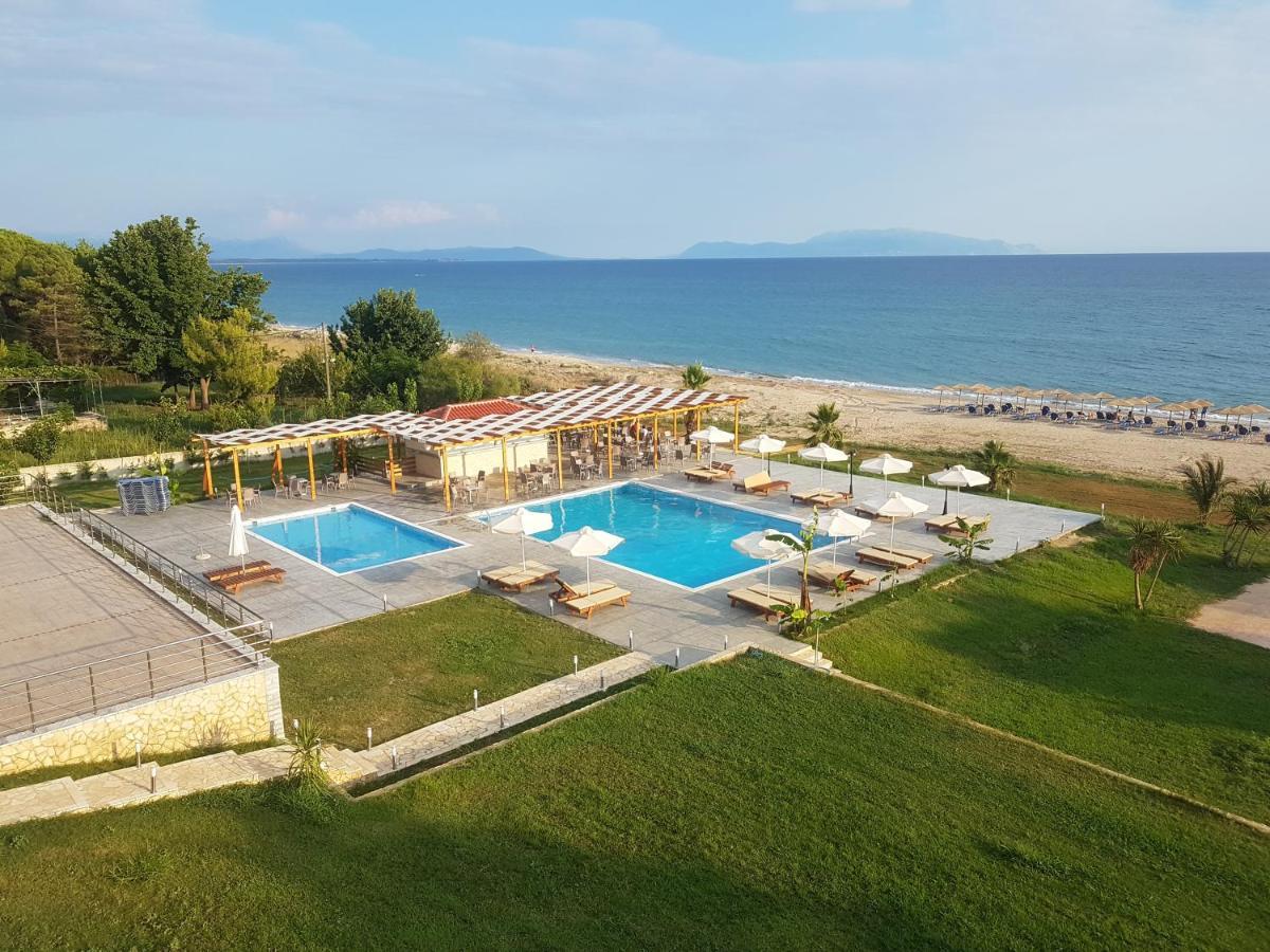 Ocean Hotel Resort كاستروزيكيا المظهر الخارجي الصورة